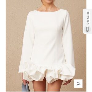 White; XL; NWT

ELODIE BUBBLE-SKIRT MINI DRESS IN WHITE
